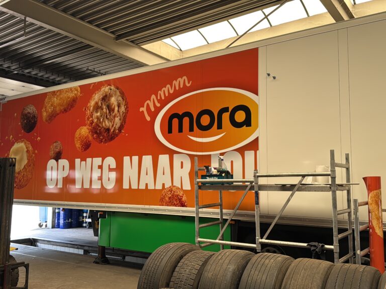 Photo by Philipse Reclame on September 07, 2026.